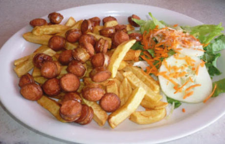 Salchipapas