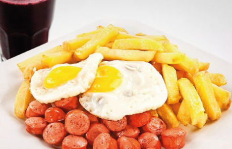 Salchipapas